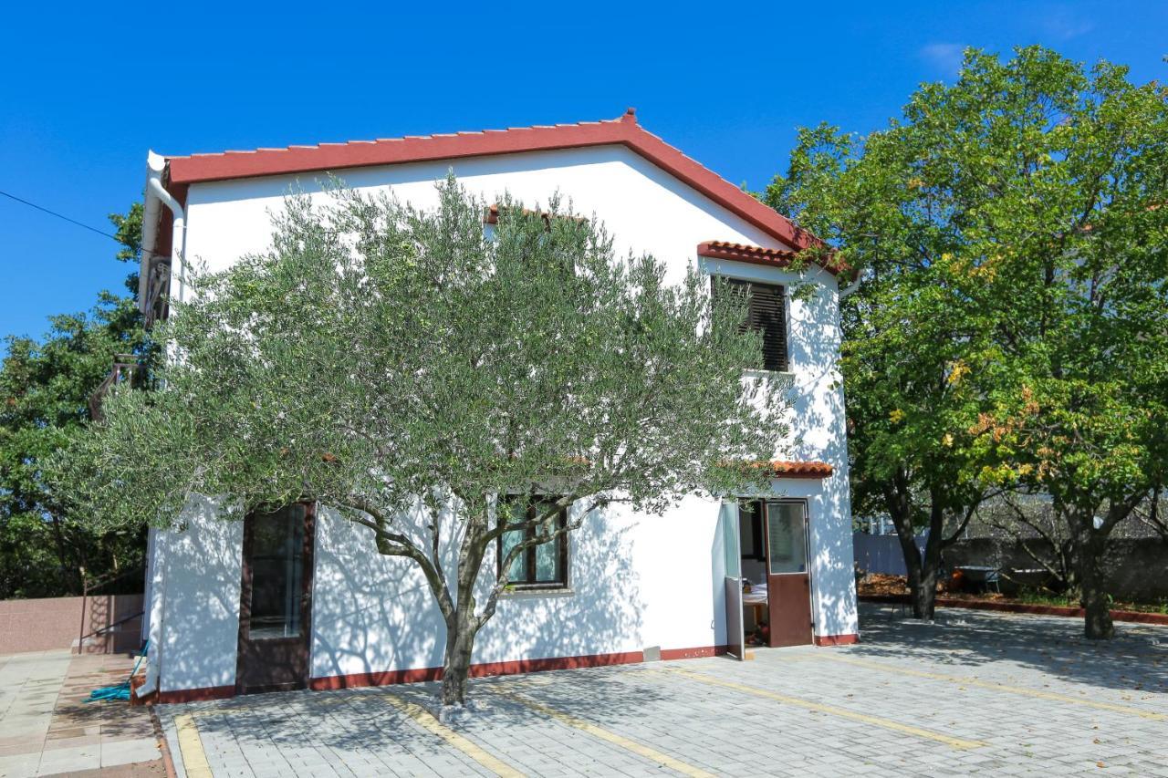 Pansion Croatia Bed & Breakfast Starigrad Paklenica Luaran gambar