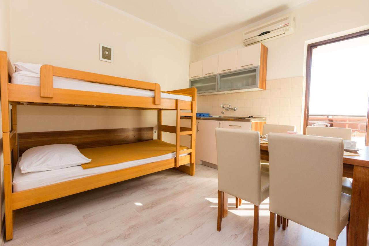 Pansion Croatia Bed & Breakfast Starigrad Paklenica Luaran gambar
