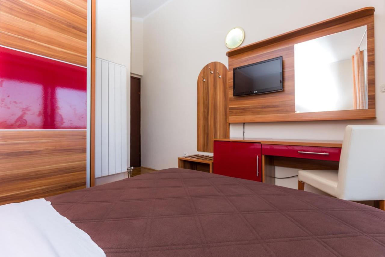 Pansion Croatia Bed & Breakfast Starigrad Paklenica Luaran gambar