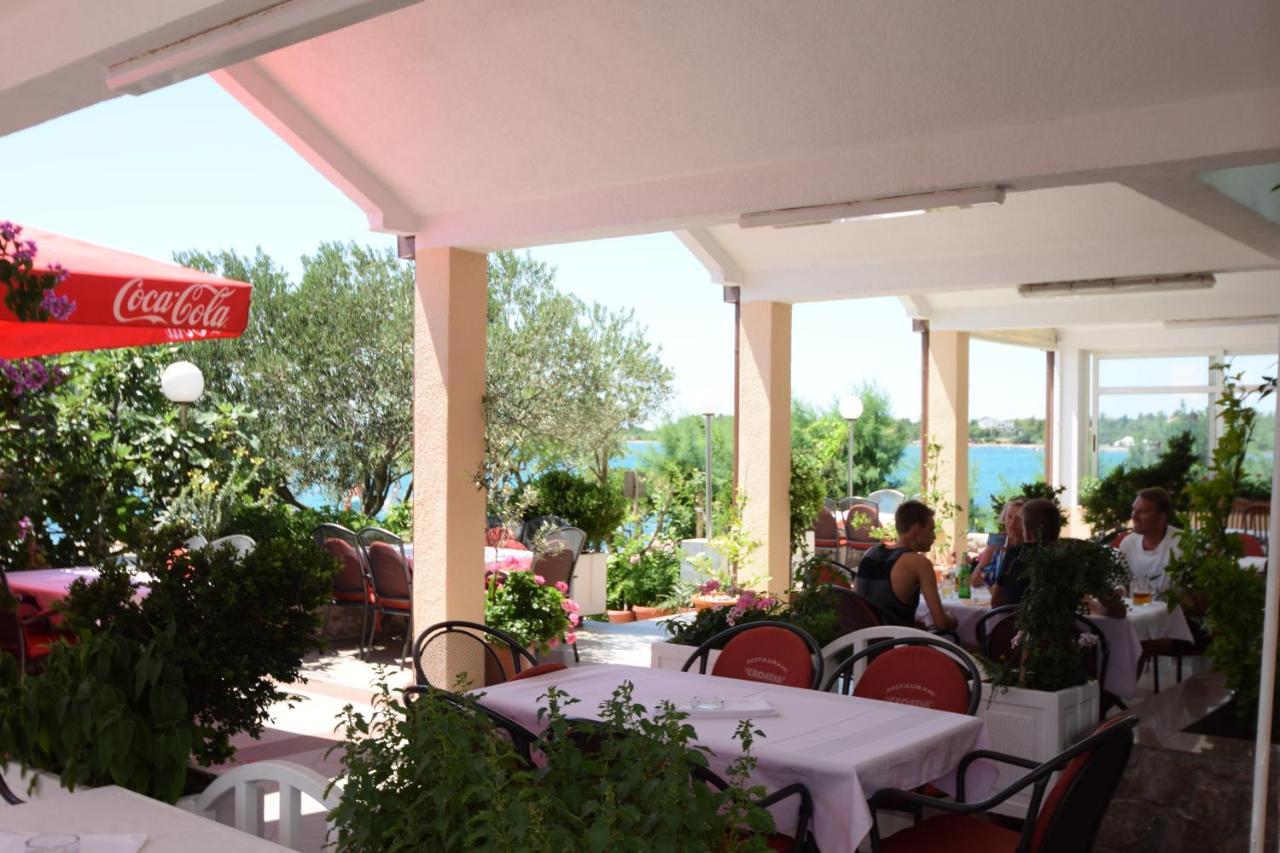 Pansion Croatia Bed & Breakfast Starigrad Paklenica Luaran gambar